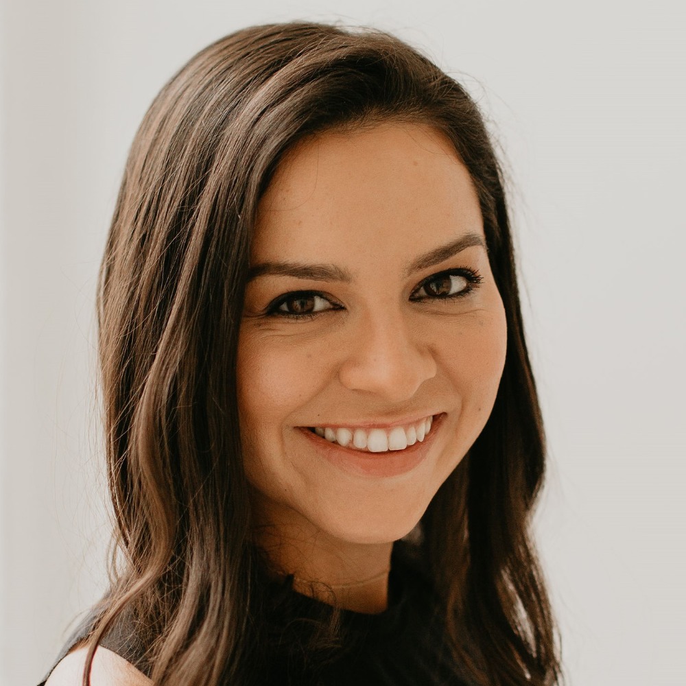 Meet your Posher, Mila